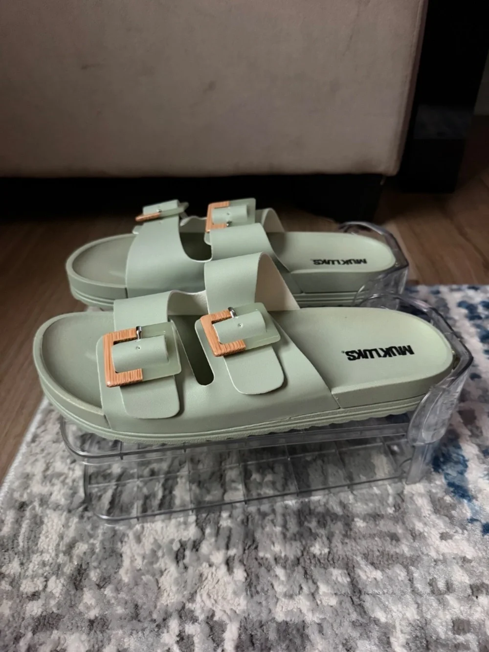 MUK LUKS Isabelle Sandal - Sage